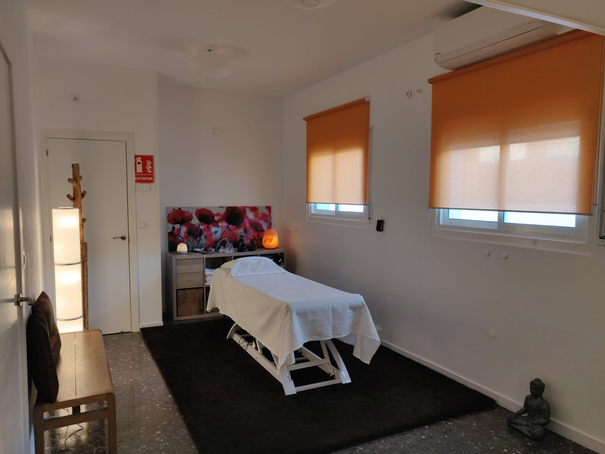 
Centro CuerpoMente en Calafell: Hipnosis Terapéutica y Cognitivo-Conductual